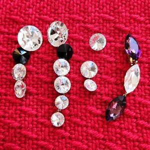 5/$15 Vintage costume jewelry earrings